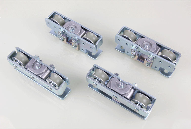 松下120型自动门吊架装置